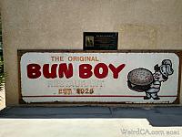 Bun Boy Sign outside Thermometer