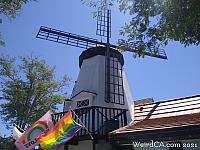 Hamlet Square Windmill