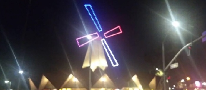 Windmill Themed Denny's