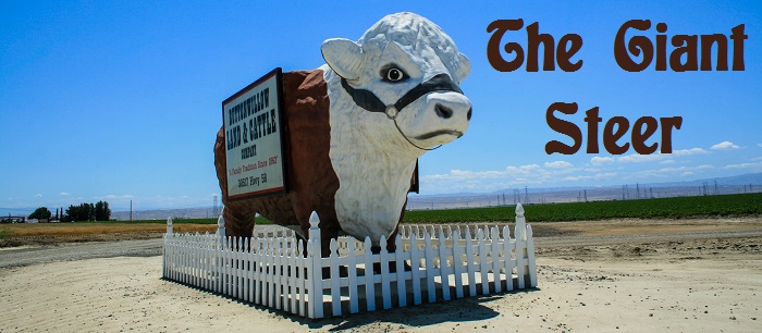 The Giant Steer of Buttonwillow